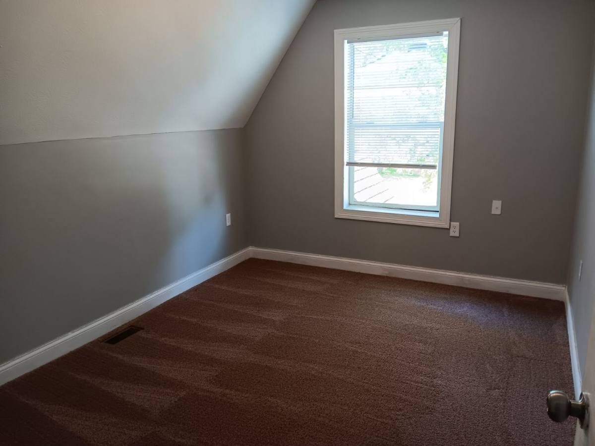 House for rent at 1306 S Limestone St, Springfield, OH 45505
