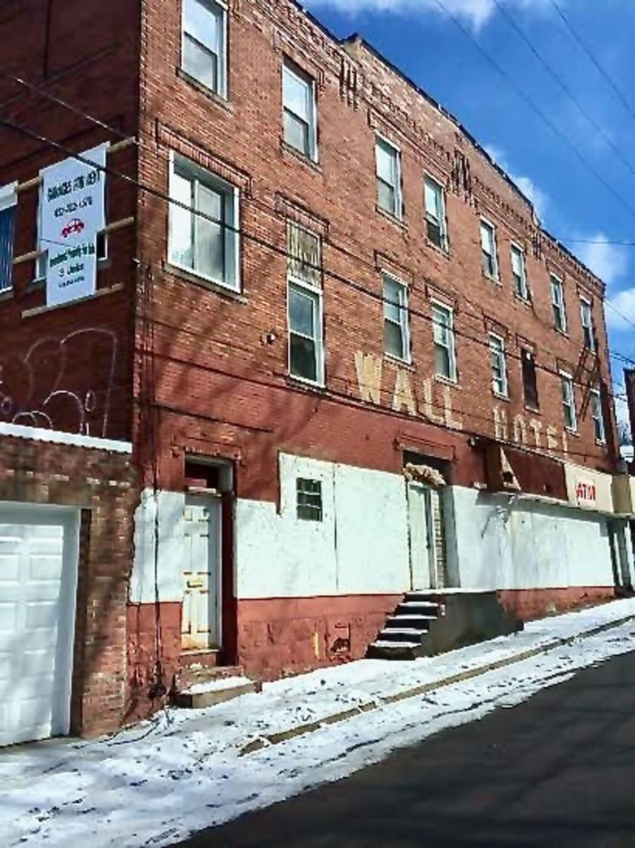 Apartment for rent at 473 Wall Ave, Wilmerding, PA 15148
