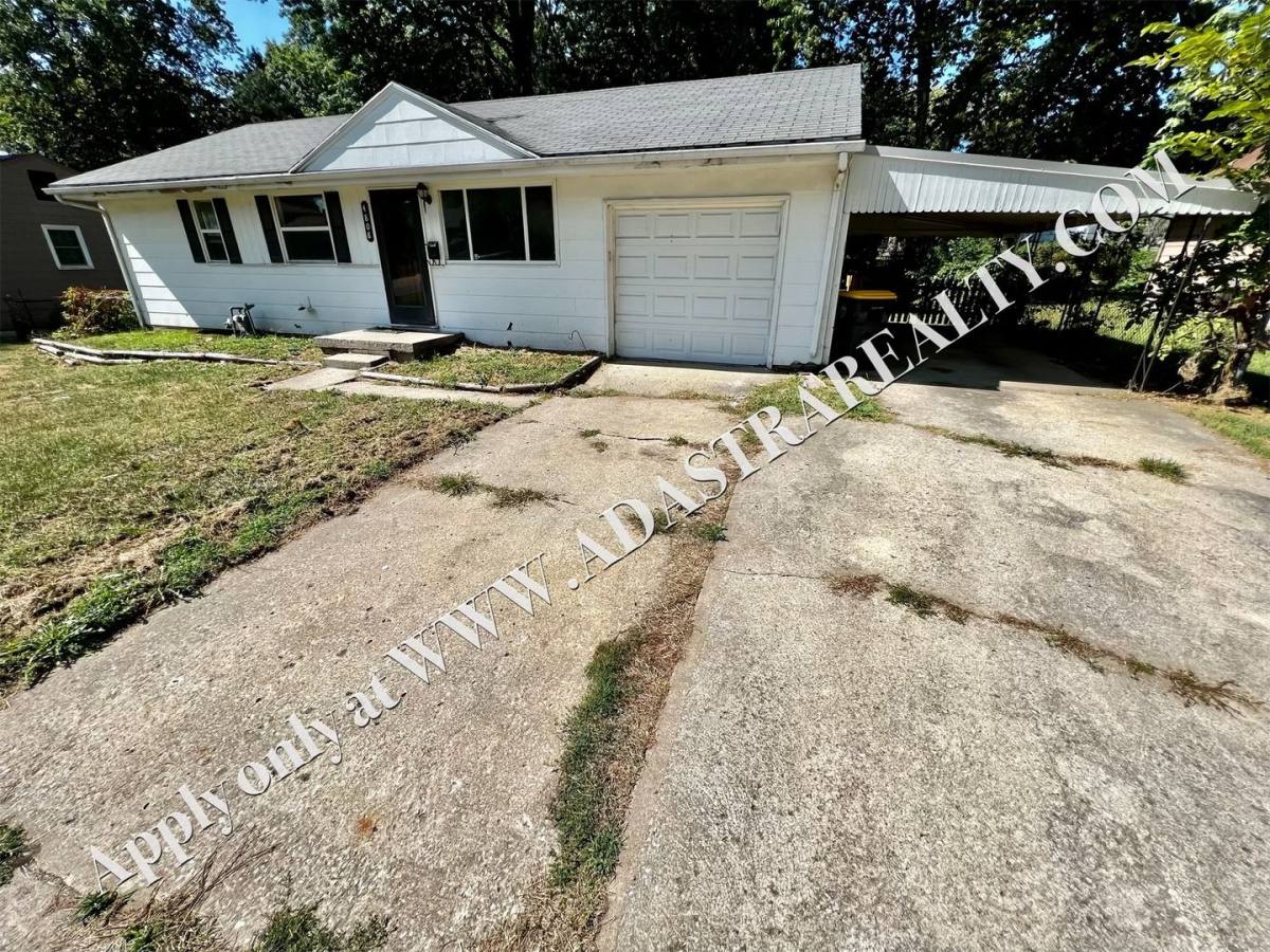 House for rent at 4808 Appleton Ave, Kansas City, MO 64133