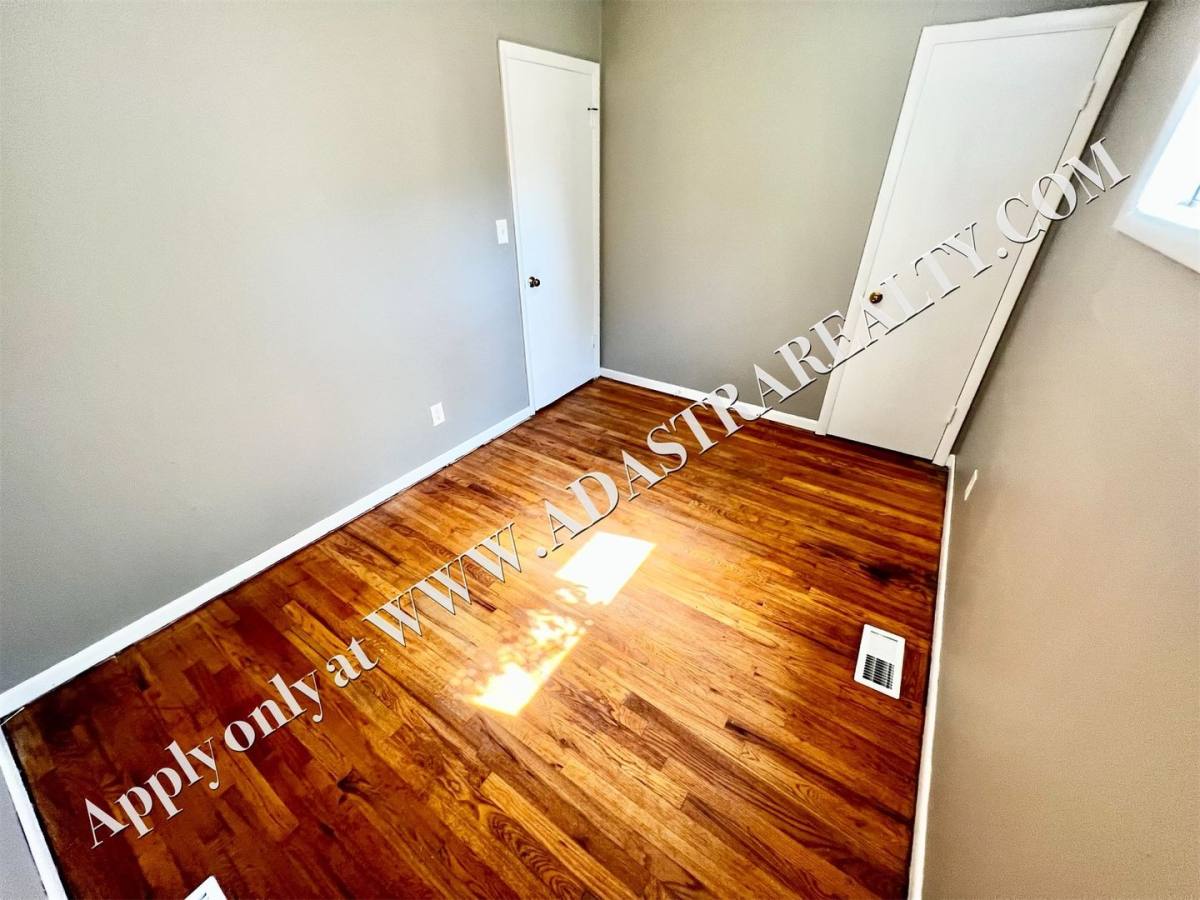 House for rent at 4808 Appleton Ave, Kansas City, MO 64133
