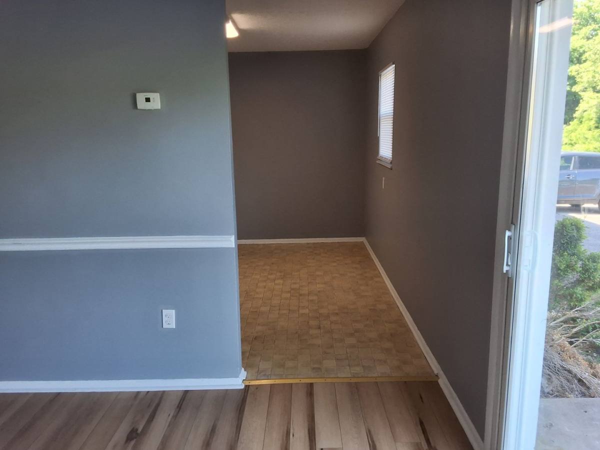 Apartment for rent at 1190 Lois Lane, Radcliff, KY 40160
