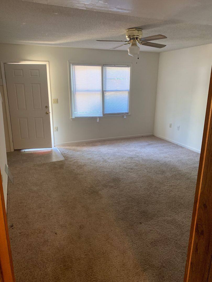 Apartment for rent at 811 Creekside Dr, Clemson, SC 29631