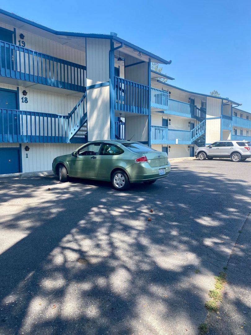Apartment for rent at 515 E Hawthorne Rd, Spokane, WA 99218