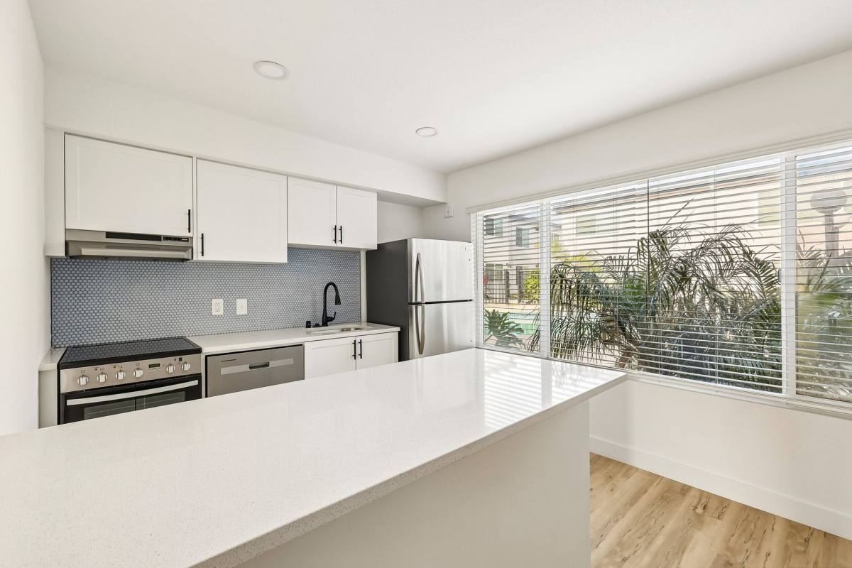 Apartment for rent at 1031-1033 Imperial Beach Blvd, Imperial Beach, CA 91932