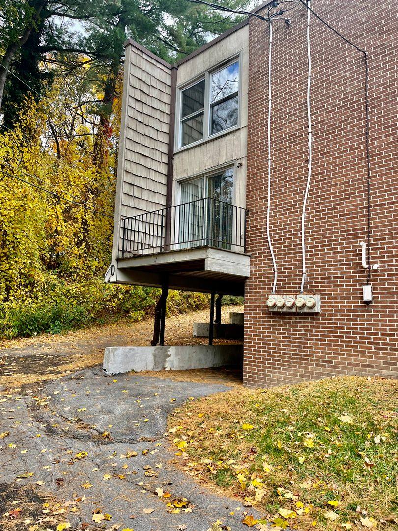 Apartment for rent at 4915 W Genesee St, Camillus, NY 13031