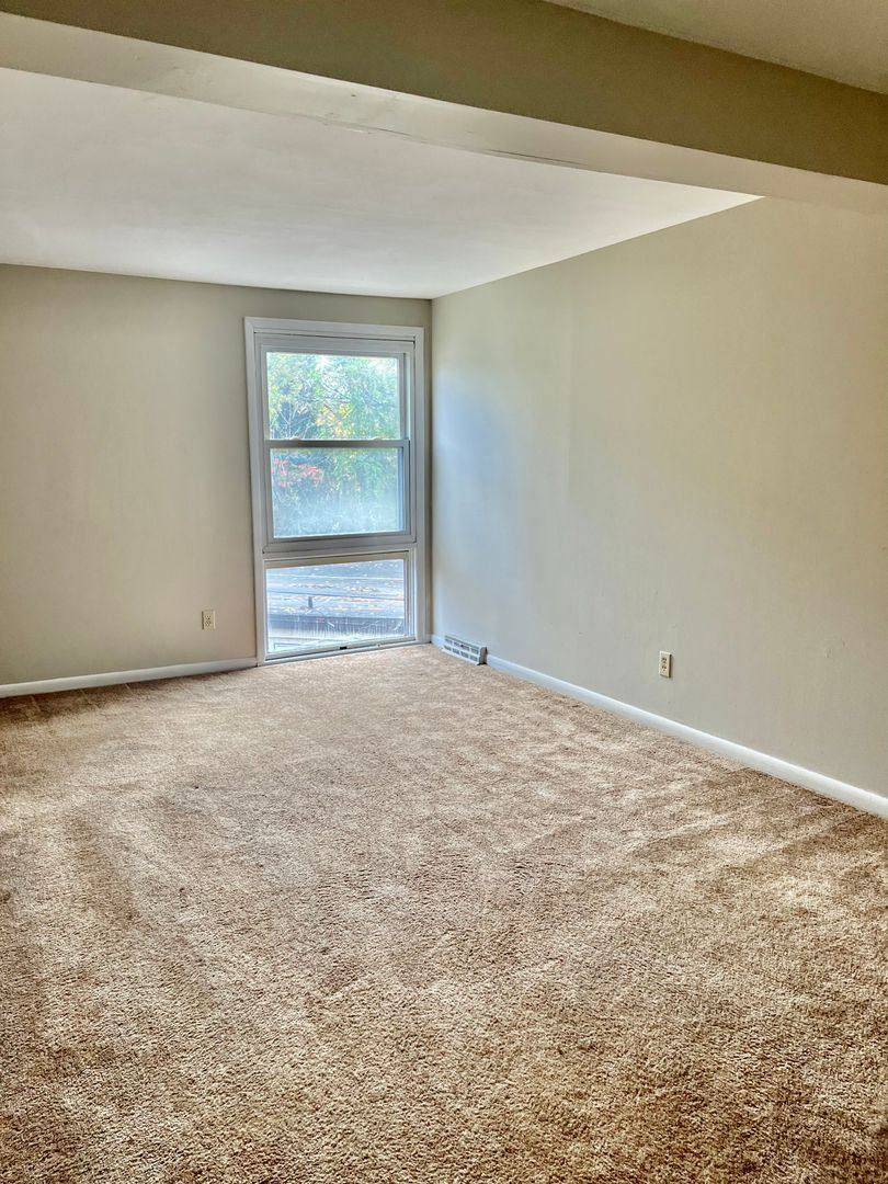 Apartment for rent at 4915 W Genesee St, Camillus, NY 13031