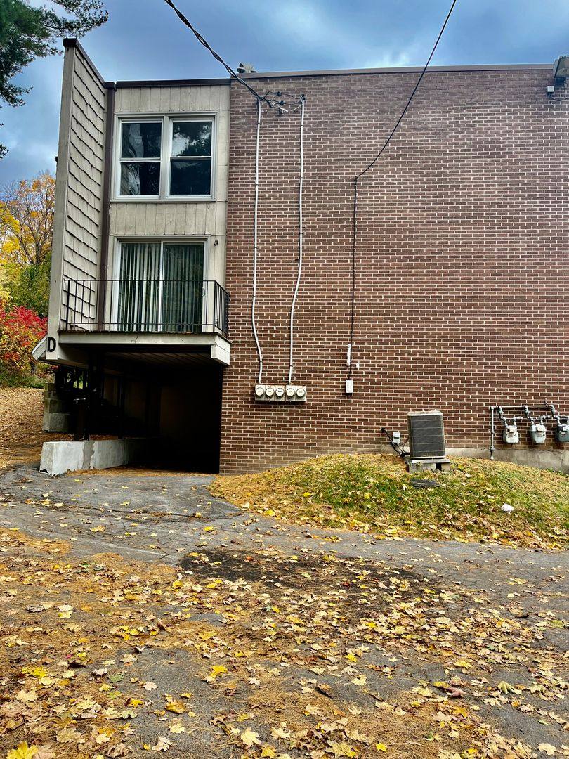 Apartment for rent at 4915 W Genesee St, Camillus, NY 13031