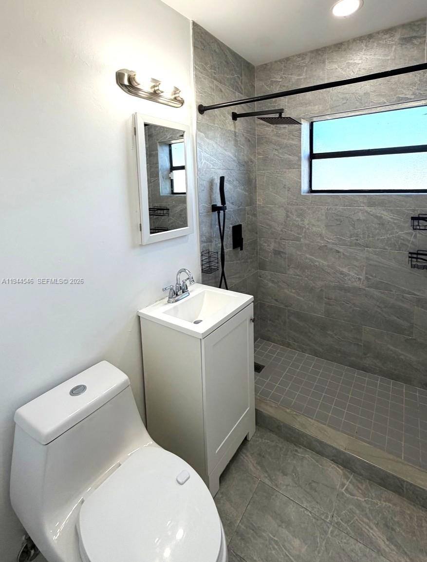 Apartment for rent at 9900 Dominican Dr, Miami, FL 33189