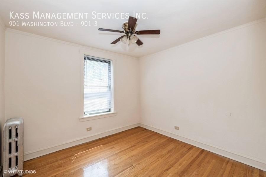 Apartment for rent at 901 Washington Blvd #901-3, Oak Park, IL 60302