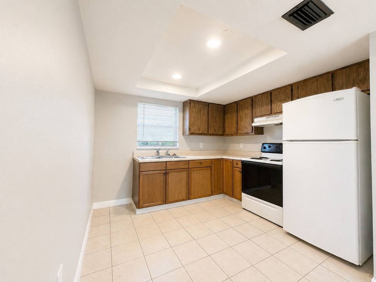 Apartment for rent at 5459 5461 Eleventh Ave, Fort Myers, FL 33907
