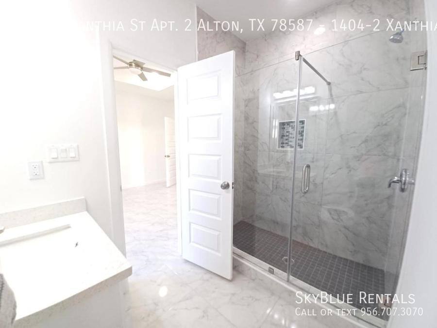 Apartment for rent at 1404 S Xanthia St #2 Alton, 78587, Mission, TX 78573