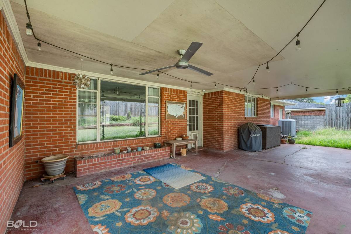 House for rent at 222 Stephenson St, Shreveport, LA 71104