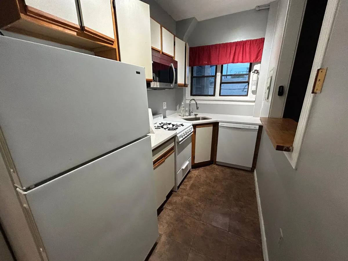Apartment for rent at 3308 3310 Hamilton St, Philadelphia, PA 19104