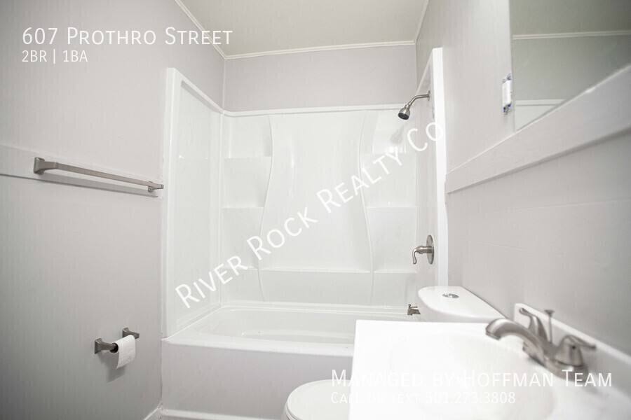 House for rent at 607 Prothro St, North Little Rock, AR 72117
