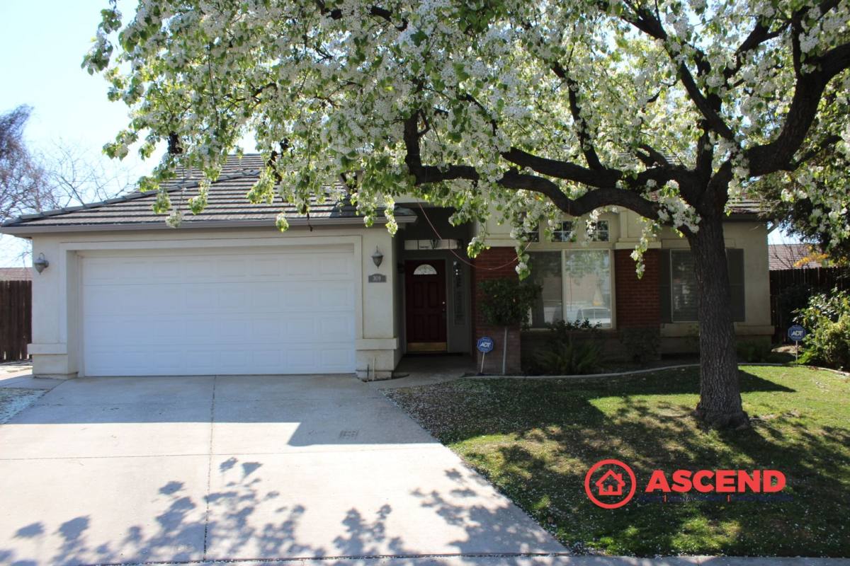 House for rent at 309 Barkine Court, Bakersfield, CA 93311