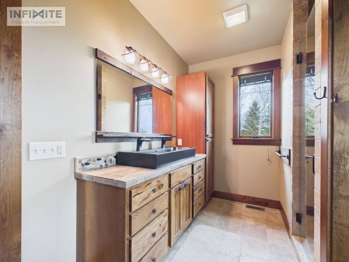 House for rent at 7125 Springhill Rd, Belgrade, MT 59714