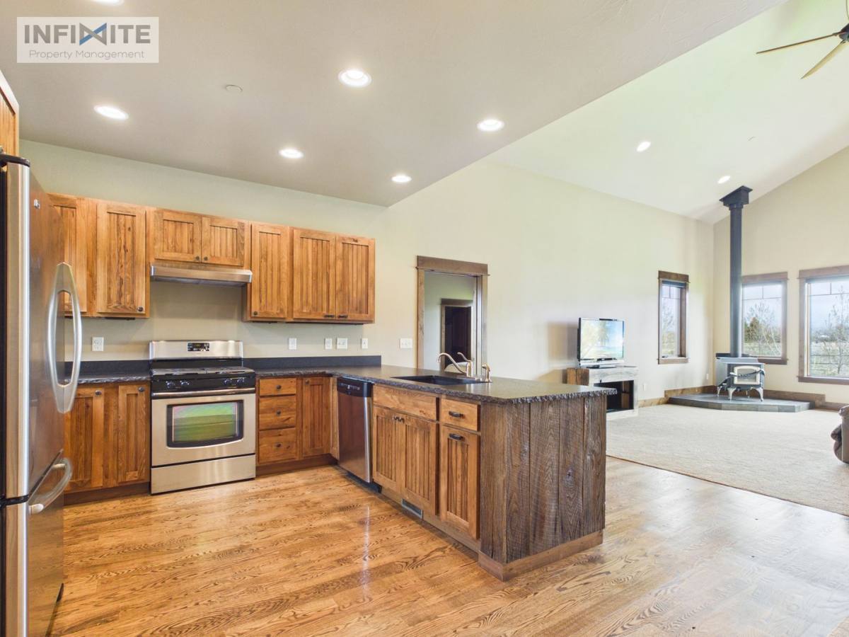 House for rent at 7125 Springhill Rd, Belgrade, MT 59714