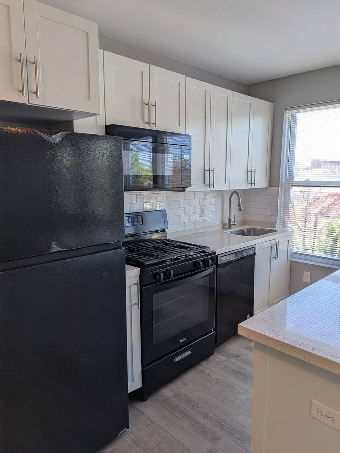 Apartment for rent at 21 Canfield St #3B, Orange, NJ 07050