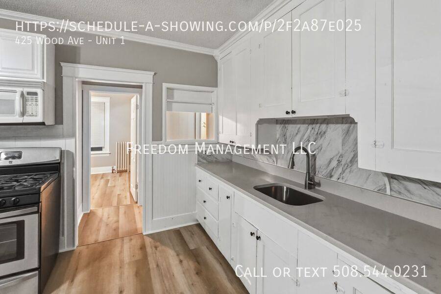 Apartment for rent at 425 Wood Ave #1, Woonsocket, RI 02895