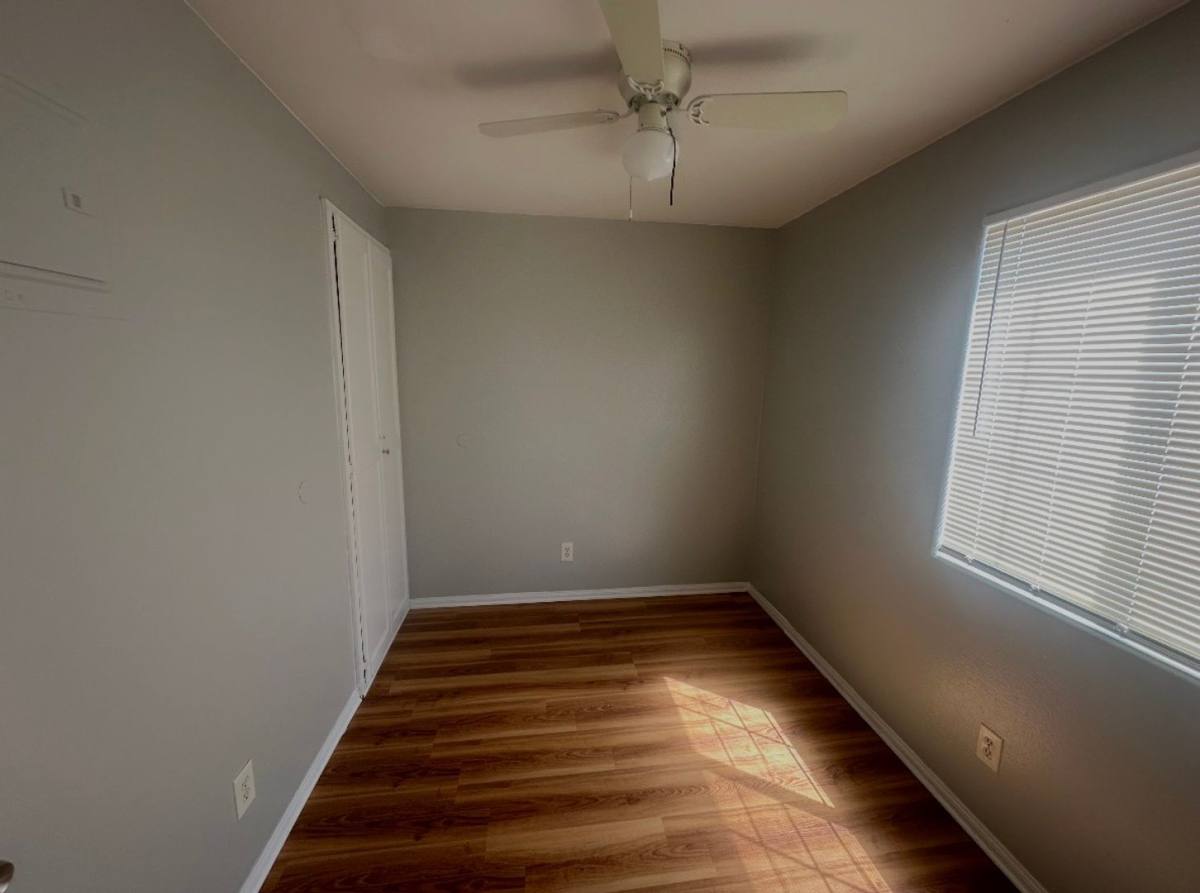 Apartment for rent at 1042-1046 Gaviota Ave, Long Beach, CA 90813