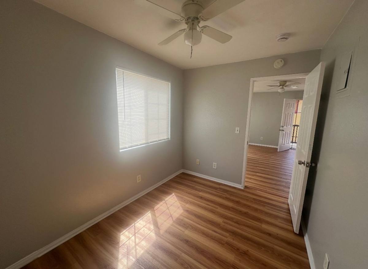 Apartment for rent at 1042-1046 Gaviota Ave, Long Beach, CA 90813