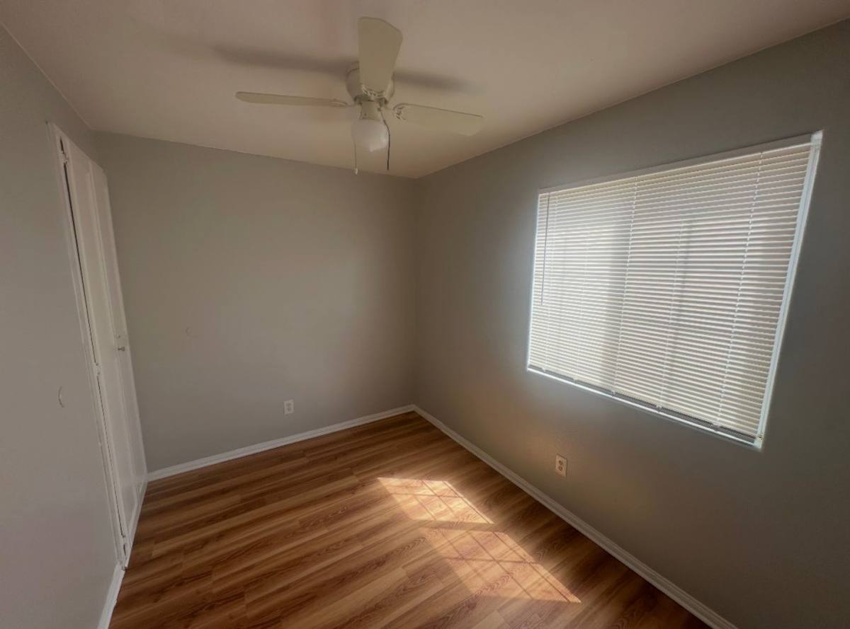Apartment for rent at 1042-1046 Gaviota Ave, Long Beach, CA 90813