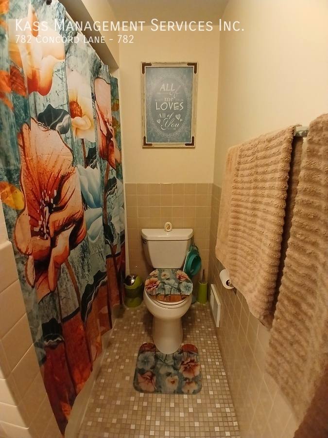 Townhouse for rent at 782 Concord Lane #782, Barrington, IL 60010