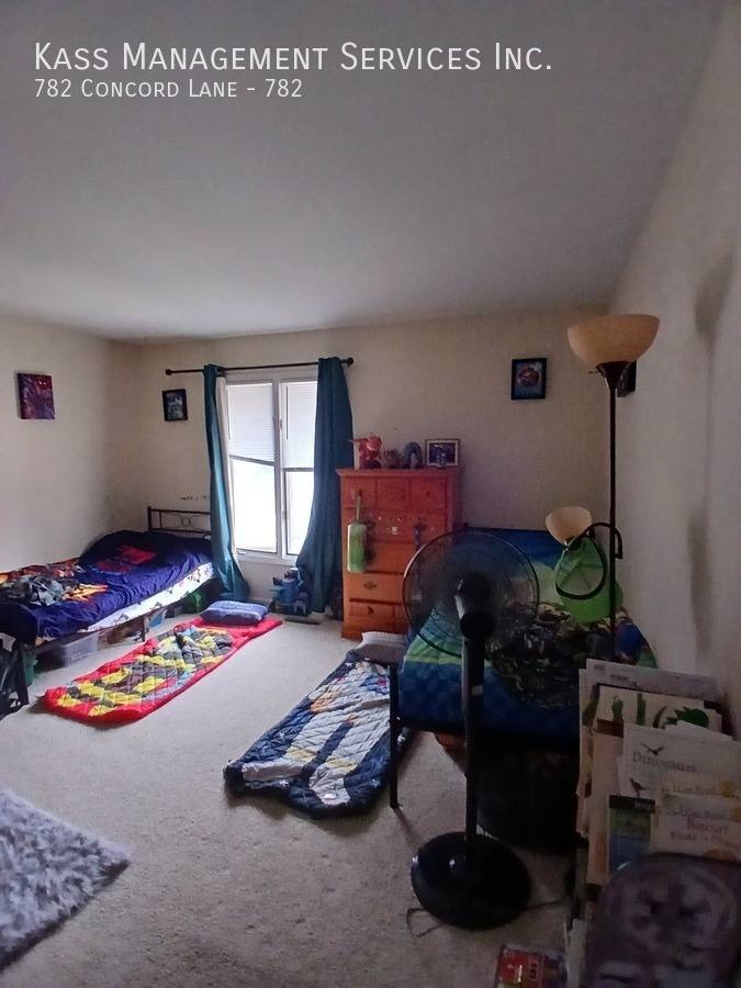 Townhouse for rent at 782 Concord Lane #782, Barrington, IL 60010