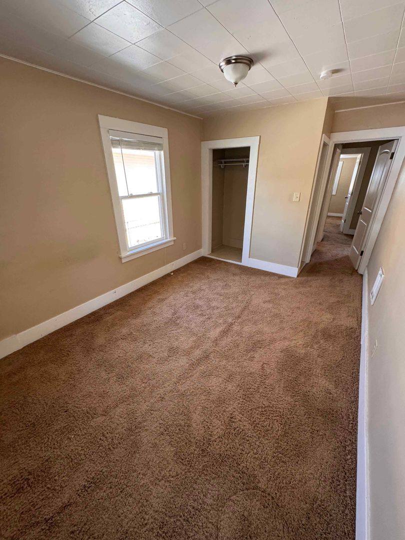 House for rent at 1336 Elizabeth Ave, Bremerton, WA 98337