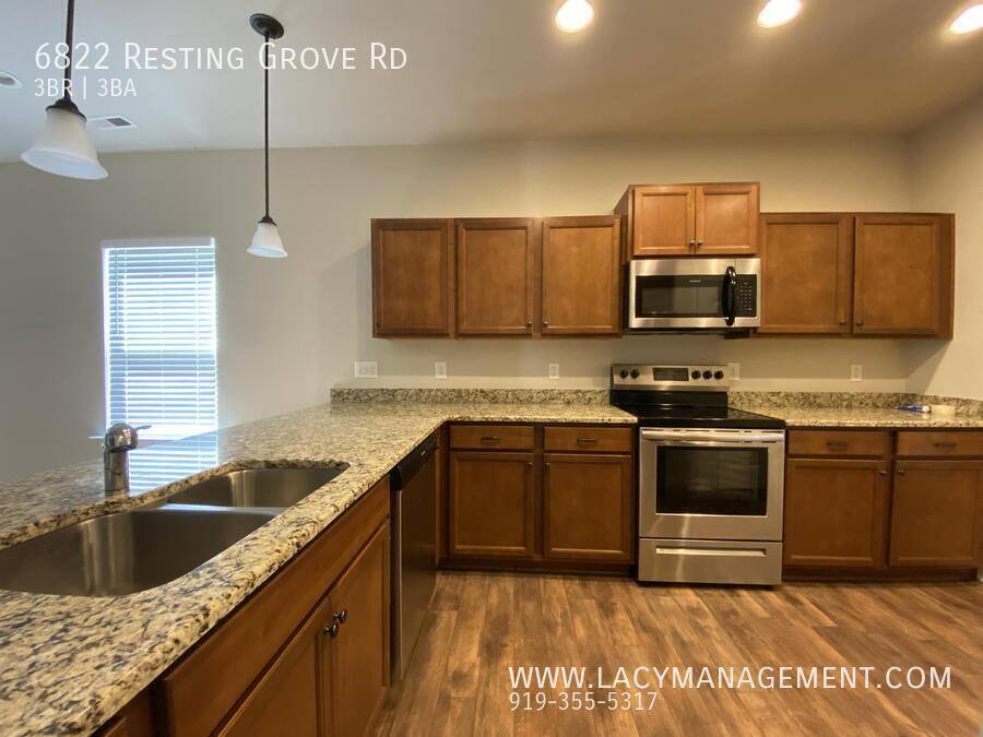 House for rent at 6822 Resting Grove Rd, Raleigh, NC 27610