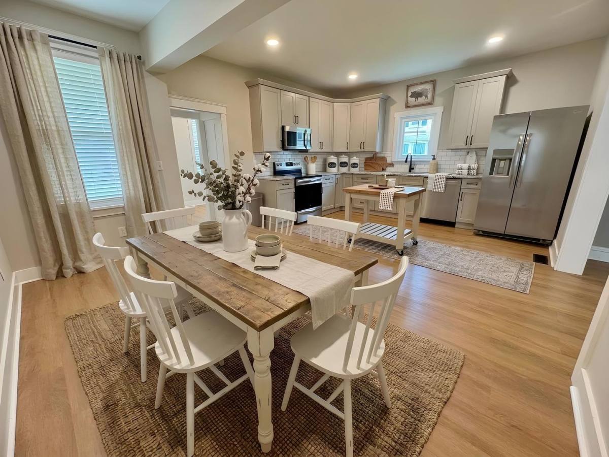 Townhouse for rent at 1232 Lafayette St, Lebanon, PA 17042