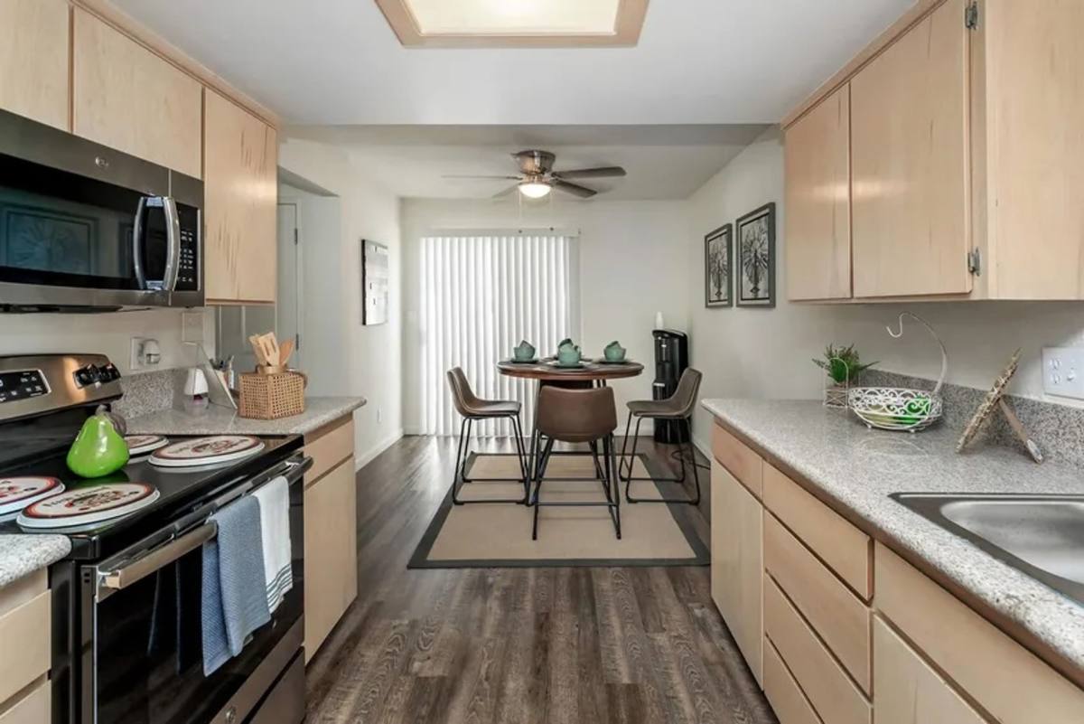 Apartment for rent at 6549 N Palm, Fresno, CA 93704