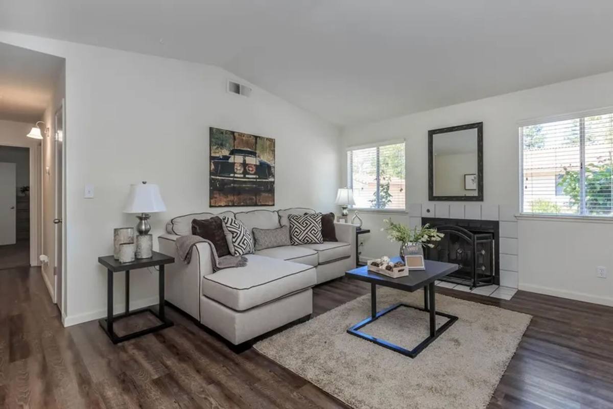 Apartment for rent at 6549 N Palm, Fresno, CA 93704
