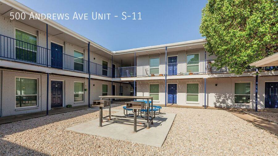 Apartment for rent at 500 Andrews Ave #S-11, Dallas, TX 75211