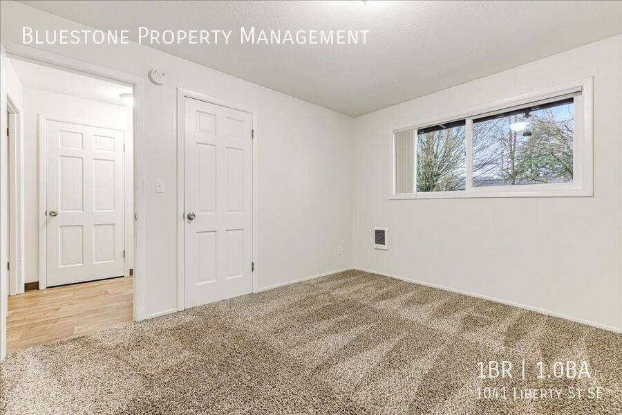 Apartment for rent at 1041 Liberty St SE, Salem, OR 97302