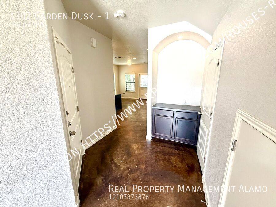 Apartment for rent at 1302 Garden Dusk #1, San Antonio, TX 78245