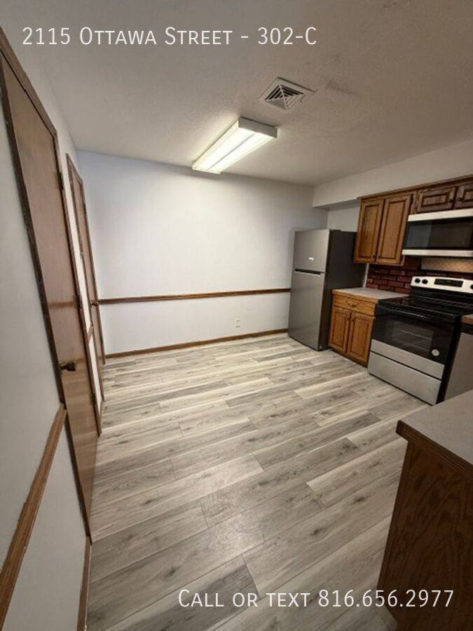Apartment for rent at 2115 Ottawa St #302-C, Leavenworth, KS 66048