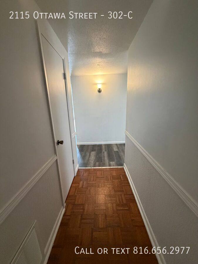 Apartment for rent at 2115 Ottawa St #302-C, Leavenworth, KS 66048