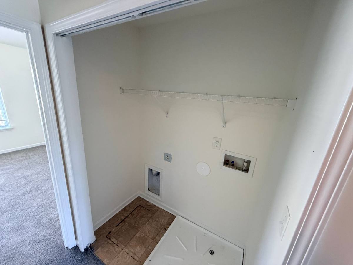 Townhouse for rent at 1333 Killashee, Charlotte, NC 28213