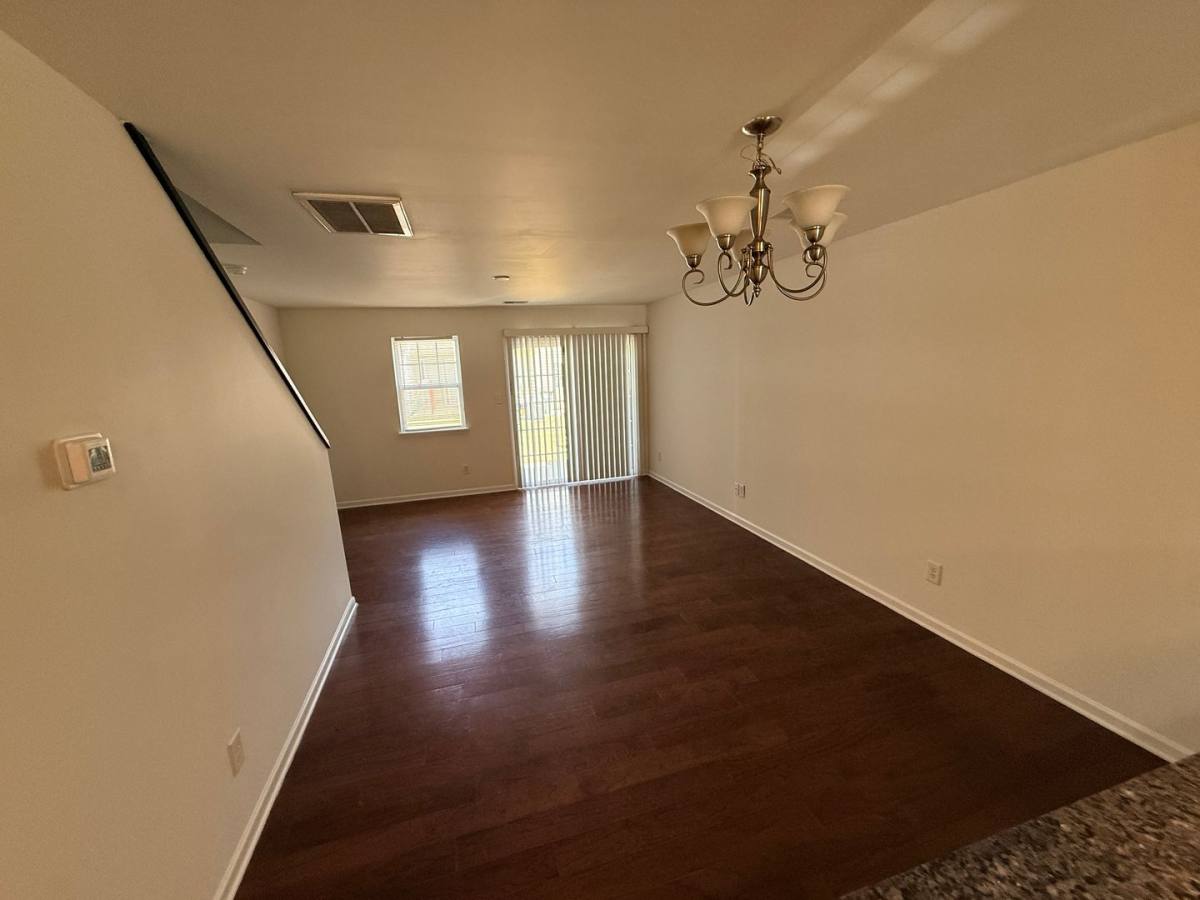 Townhouse for rent at 1333 Killashee, Charlotte, NC 28213