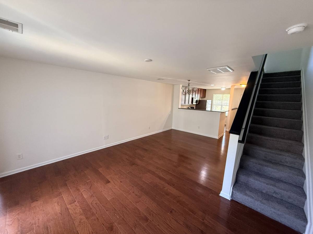 Townhouse for rent at 1333 Killashee, Charlotte, NC 28213