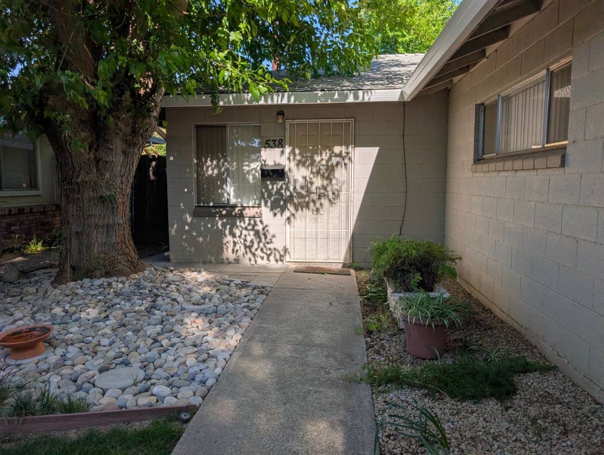 Townhouse for rent at 524-538 I St, Davis, CA 95616