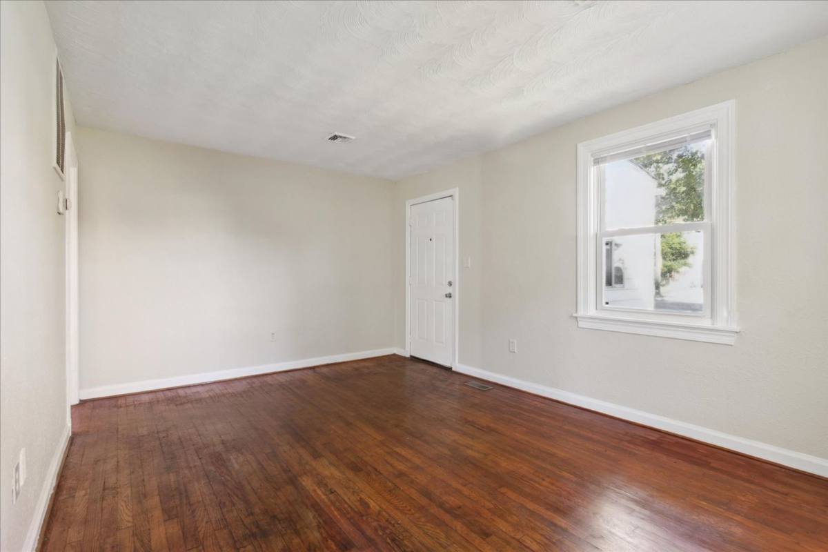House for rent at 932 16th St, Newport News, VA 23607