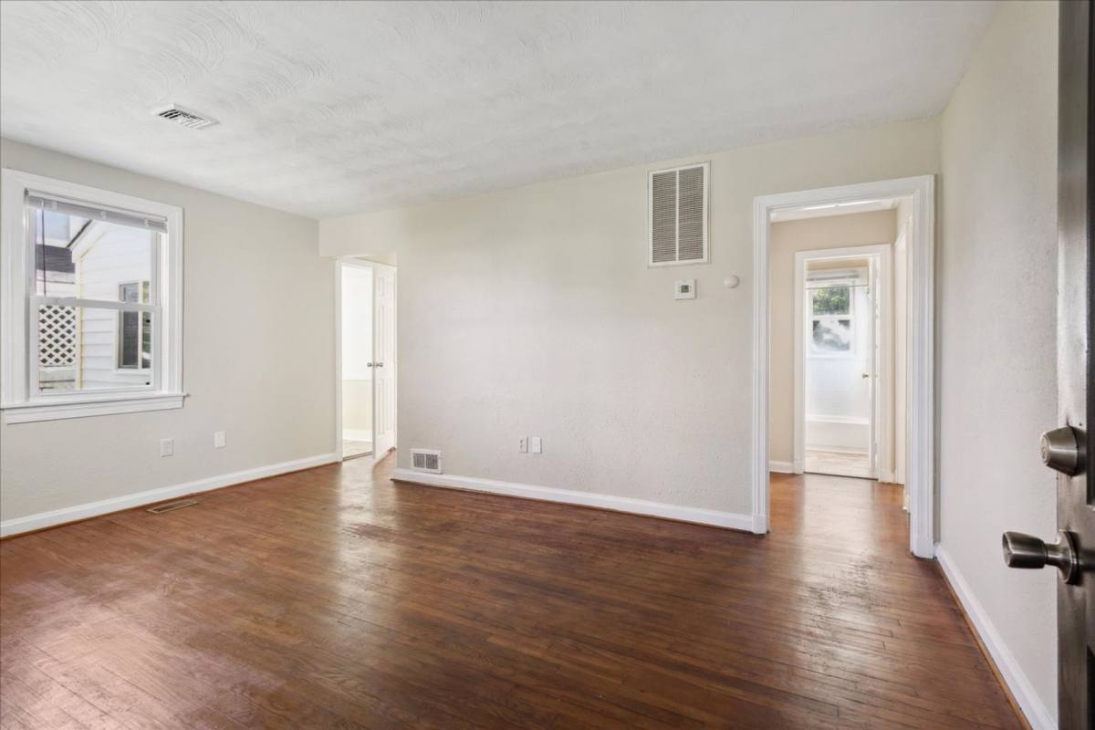 House for rent at 932 16th St, Newport News, VA 23607