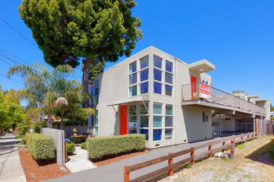 Apartment for rent at 2231 Ward St #A, Berkeley, CA 94705
