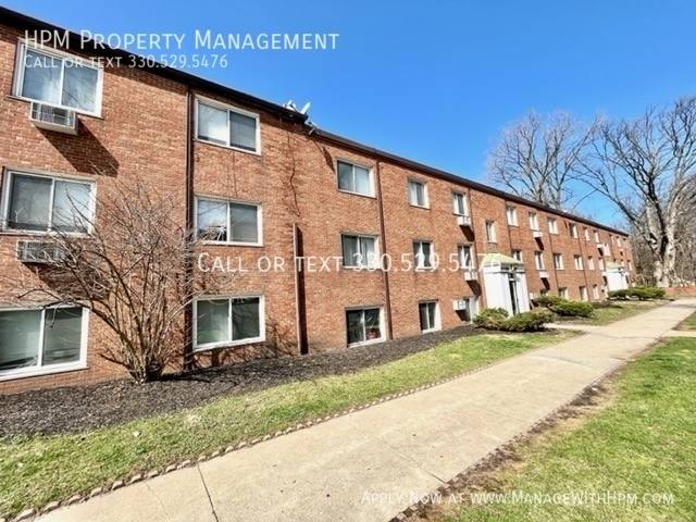 Apartment for rent at 20586 Lorain Rd #17, Cleveland, OH 44126