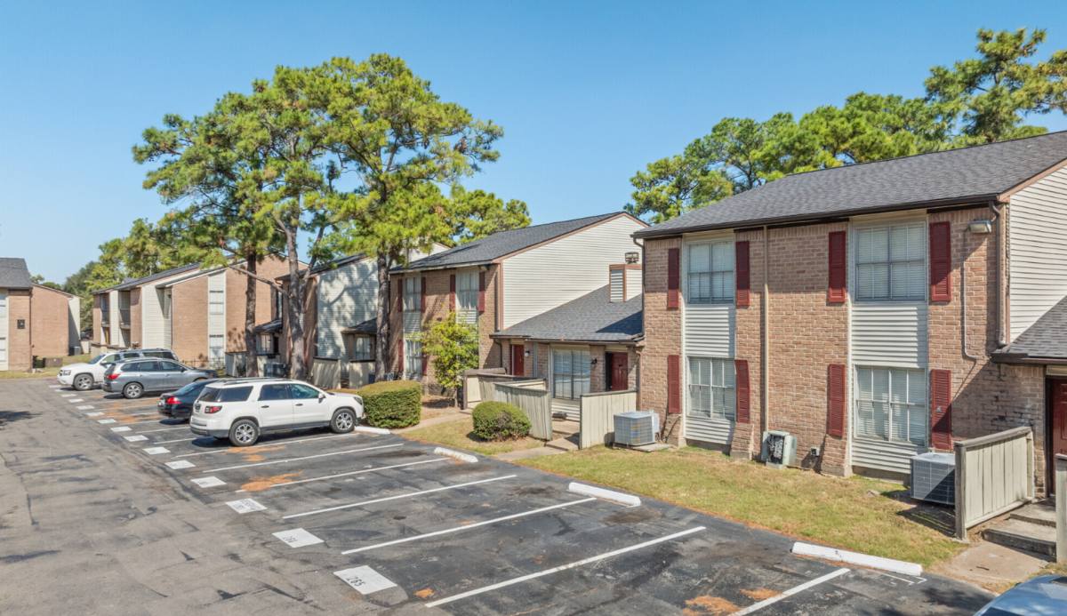 Apartment for rent at 12603 Northborough Dr, Houston, TX 77067