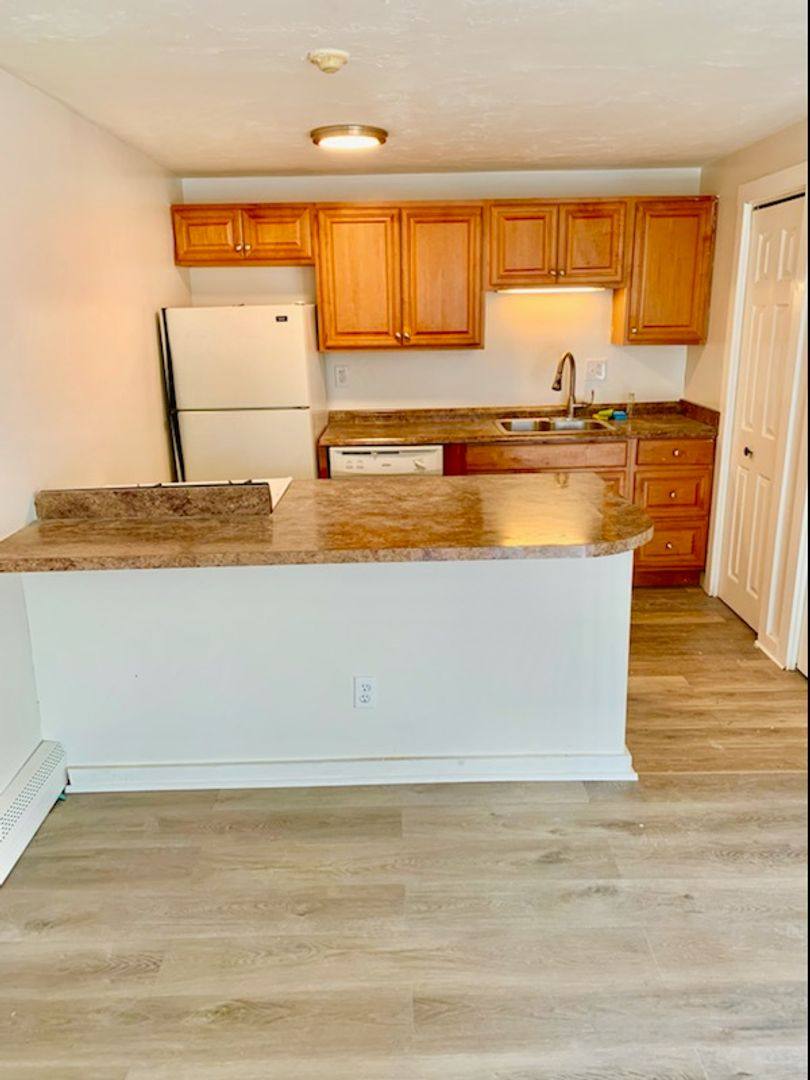 Apartment for rent at 4-6 W Central Ave, Onset, MA 02558