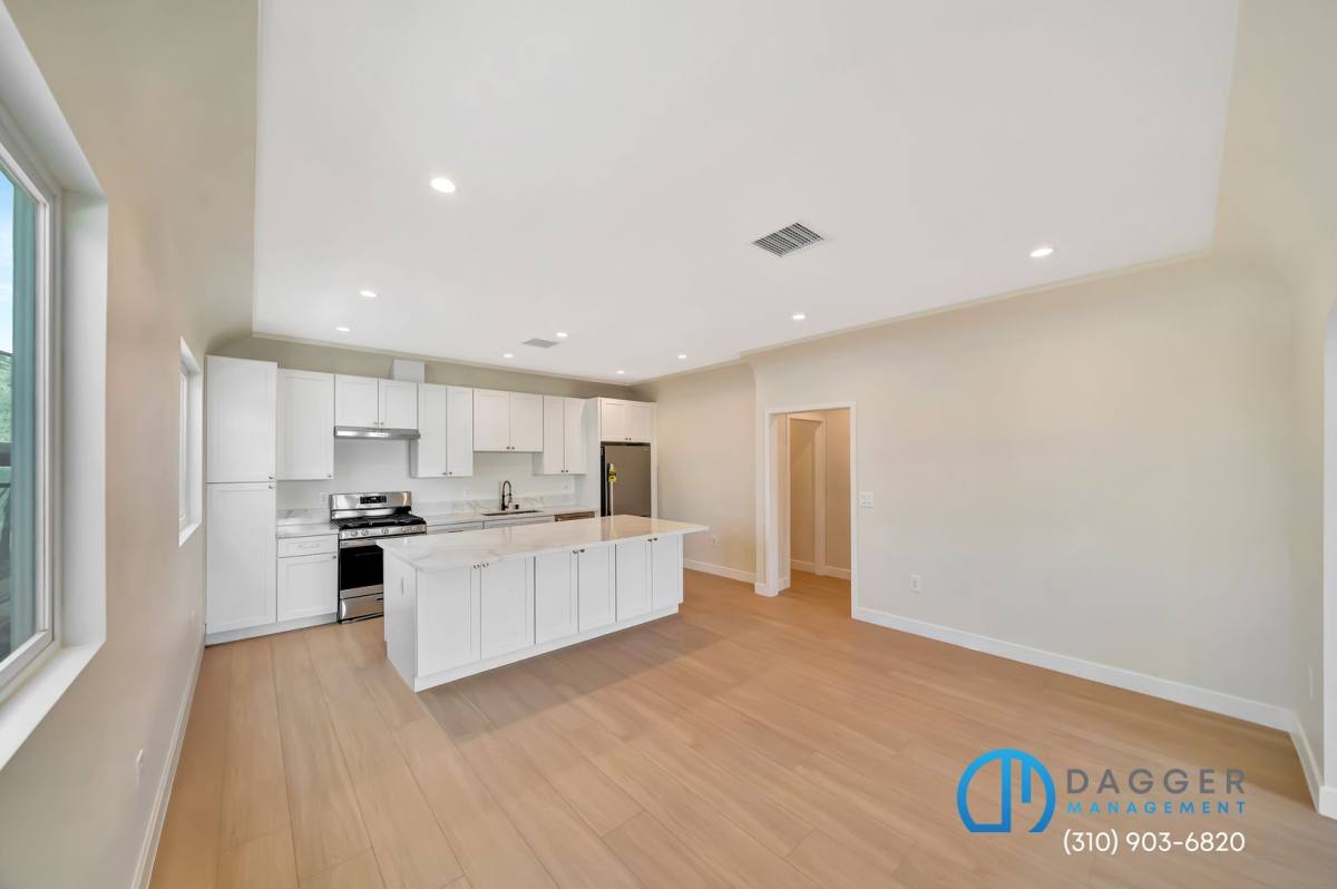 Apartment for rent at 2800 Winter St #2, Los Angeles, CA 90033