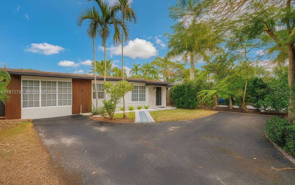 House for rent at 1399 NE 38th St, Fort Lauderdale, FL 33334